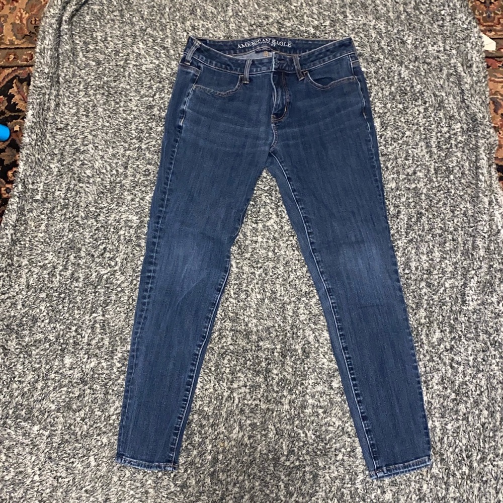 American Eagle skinny jeans. Size 10. Super Stretch